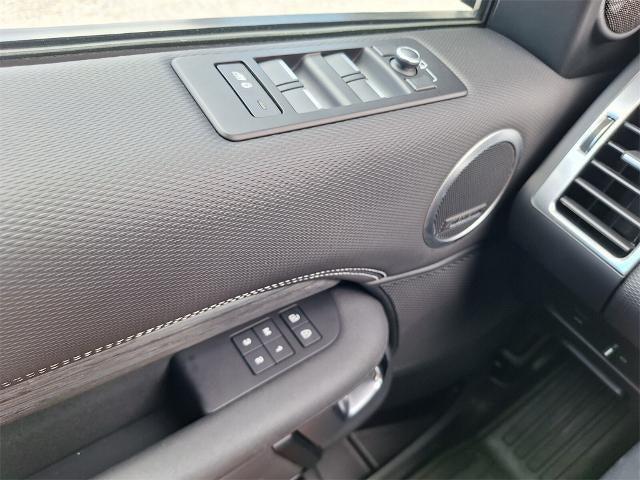 used 2022 Land Rover Discovery car, priced at $39,869