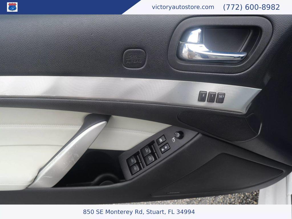 used 2009 INFINITI G37 car, priced at $12,950