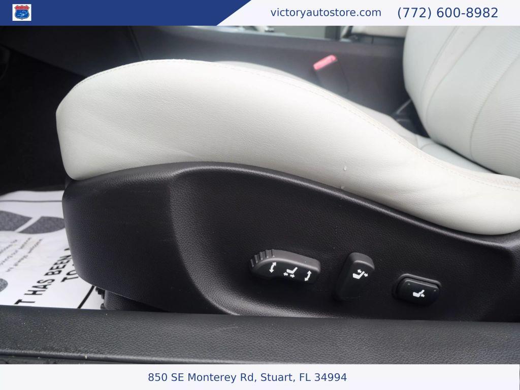 used 2009 INFINITI G37 car, priced at $12,950