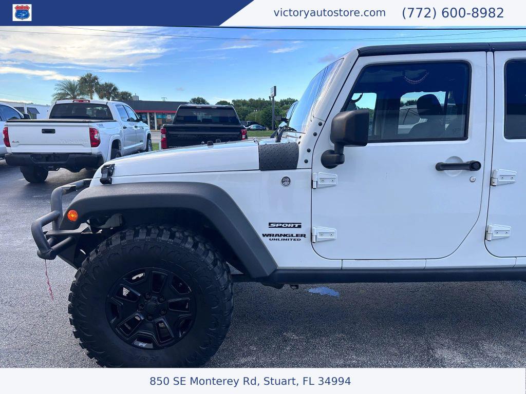 used 2014 Jeep Wrangler Unlimited car, priced at $12,500