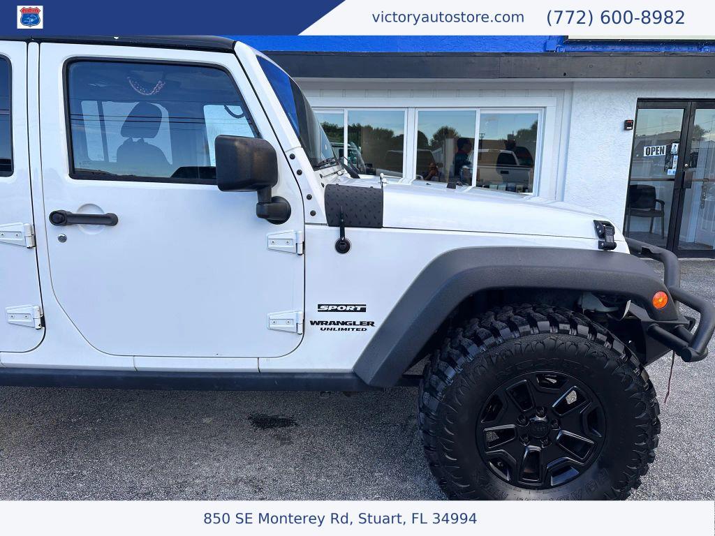 used 2014 Jeep Wrangler Unlimited car, priced at $12,500
