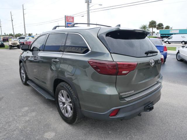 used 2014 Toyota Highlander car, priced at $16,950