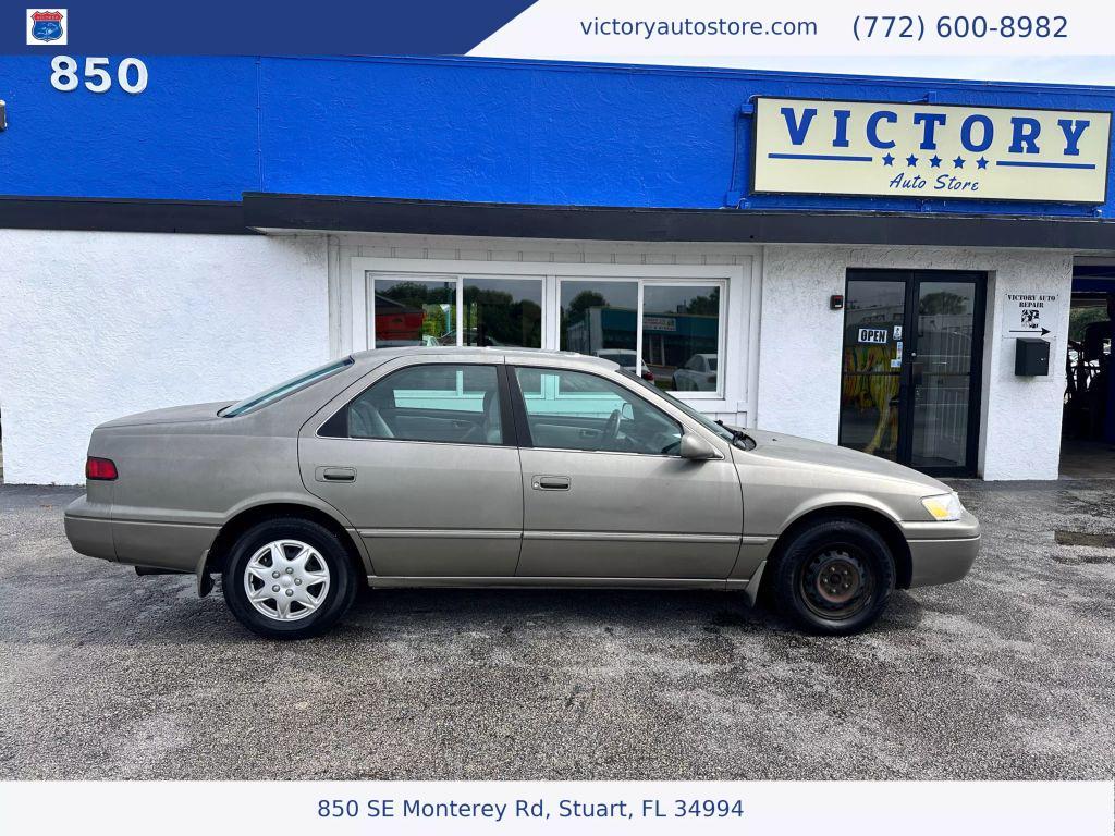 used 1999 Toyota Camry car, priced at $2,000