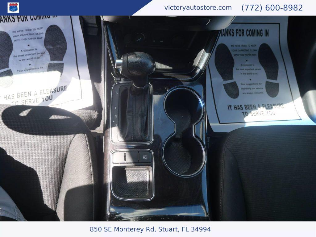 used 2014 Kia Sorento car, priced at $8,950