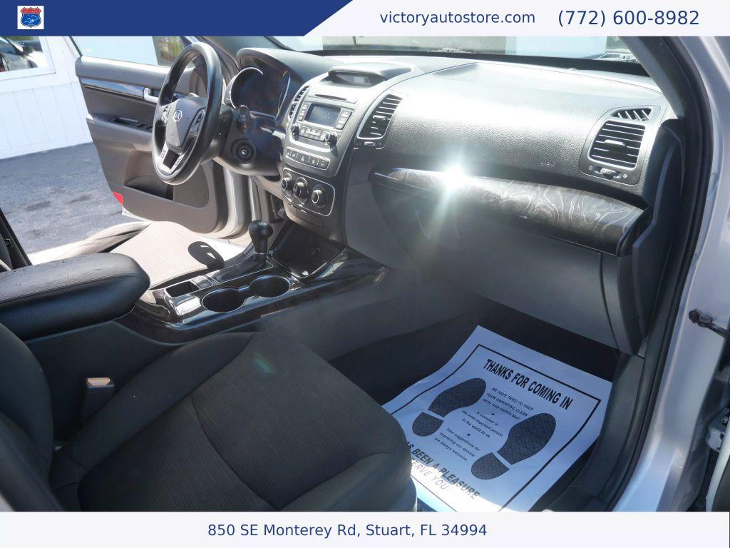 used 2014 Kia Sorento car, priced at $8,950