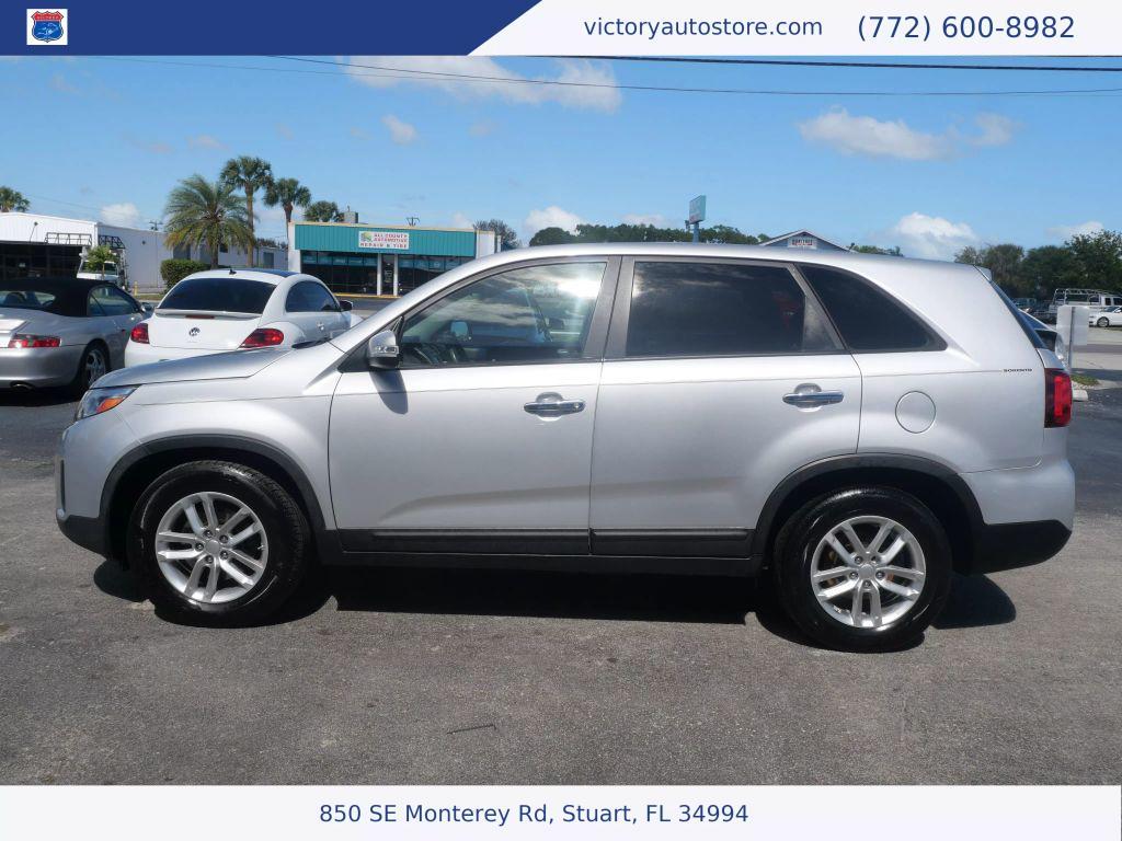 used 2014 Kia Sorento car, priced at $8,950