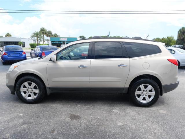 used 2012 Chevrolet Traverse car, priced at $6,500