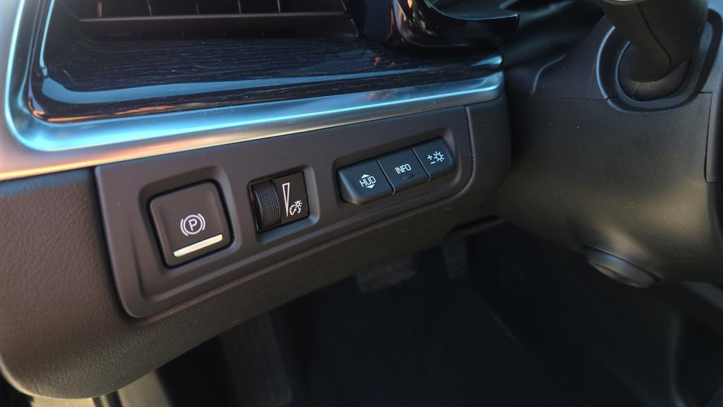 used 2024 Cadillac XT5 car, priced at $41,000