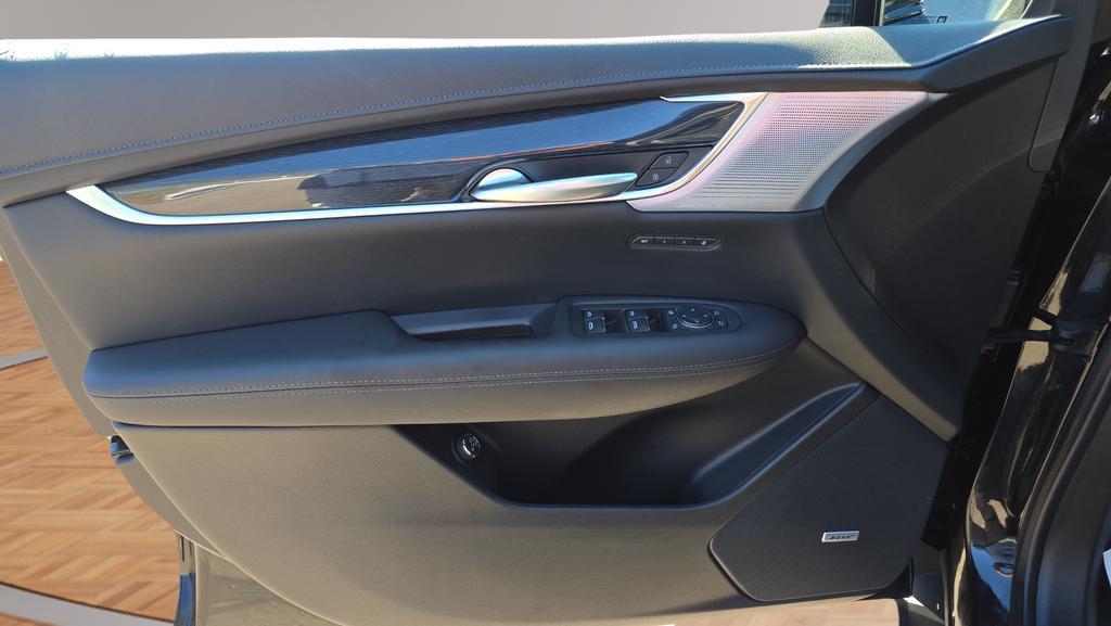 used 2024 Cadillac XT5 car, priced at $41,000