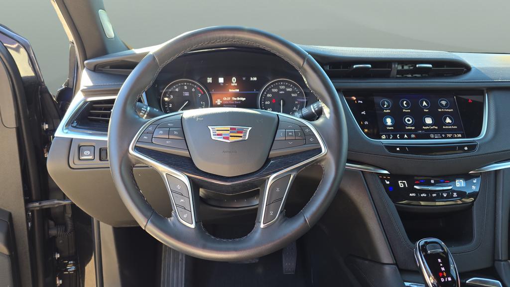 used 2024 Cadillac XT5 car, priced at $41,000