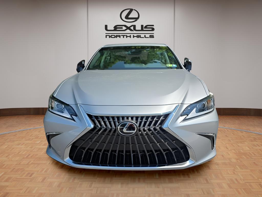 new 2025 Lexus ES 300h car, priced at $50,230