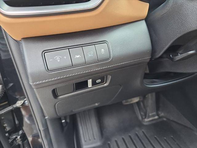 used 2023 Hyundai Santa Fe car, priced at $30,905