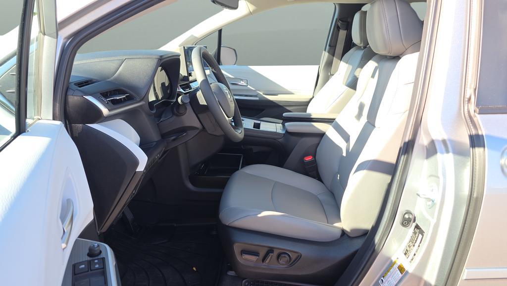 used 2025 Toyota Sienna car, priced at $47,270