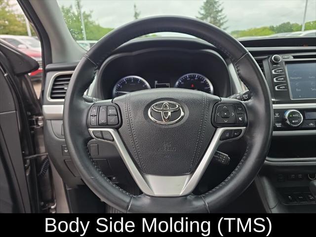used 2018 Toyota Highlander car, priced at $23,995