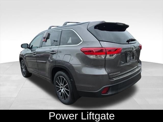 used 2018 Toyota Highlander car, priced at $23,995