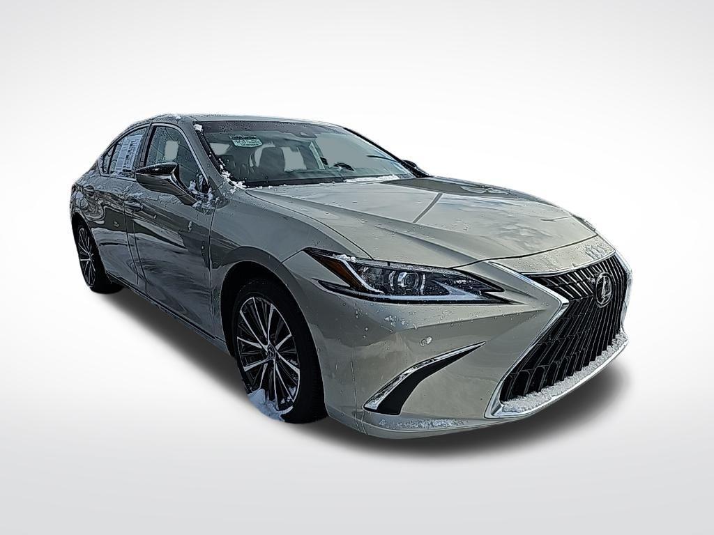 used 2024 Lexus ES 300h car, priced at $45,951