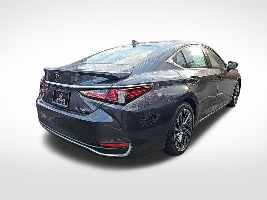 new 2025 Lexus ES 300h car, priced at $57,264