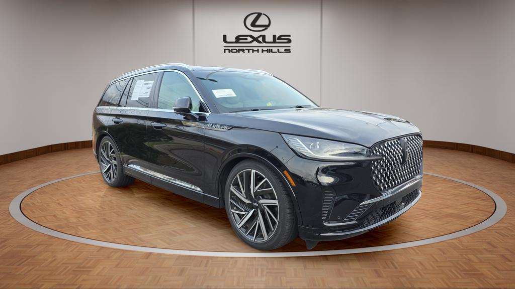 used 2025 Lincoln Aviator car, priced at $82,950