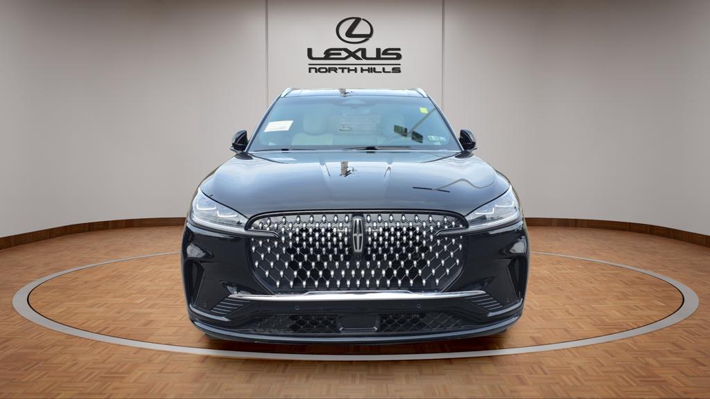 used 2025 Lincoln Aviator car, priced at $82,950