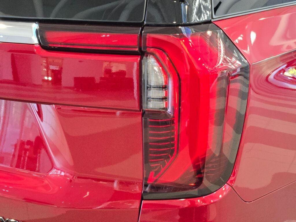 new 2025 GMC Yukon XL car, priced at $71,485