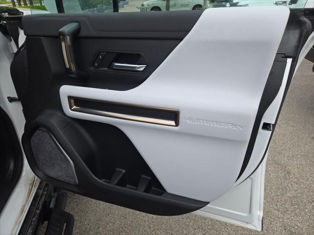 new 2025 GMC HUMMER EV SUV car, priced at $108,283