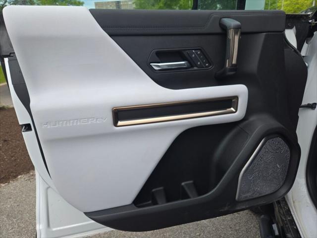new 2025 GMC HUMMER EV SUV car, priced at $108,283