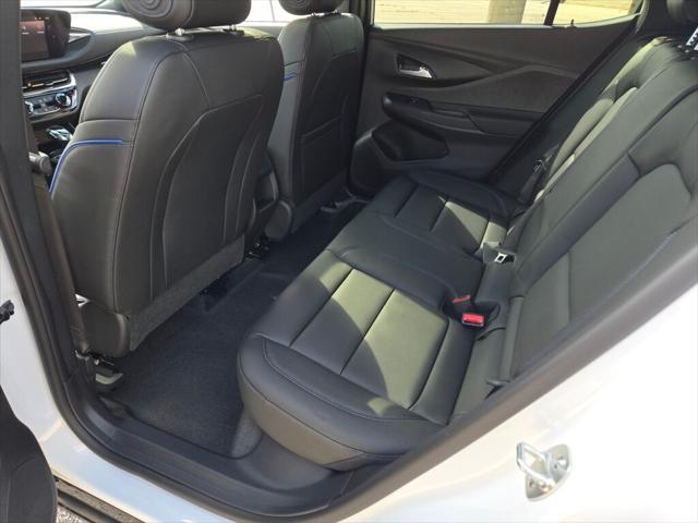 new 2025 Buick Envista car, priced at $30,245