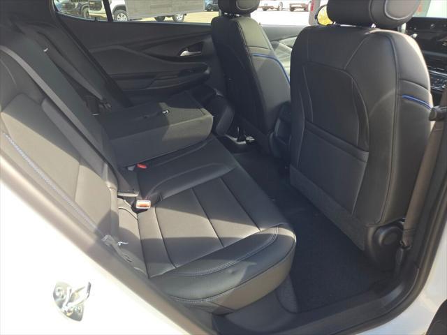 new 2025 Buick Envista car, priced at $30,245