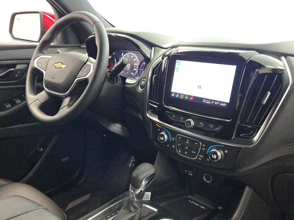 used 2023 Chevrolet Traverse car, priced at $35,164