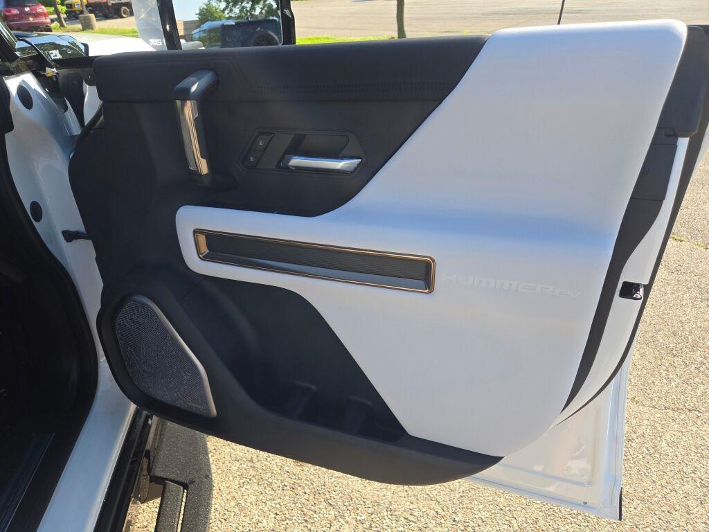 new 2025 GMC HUMMER EV SUV car, priced at $87,997