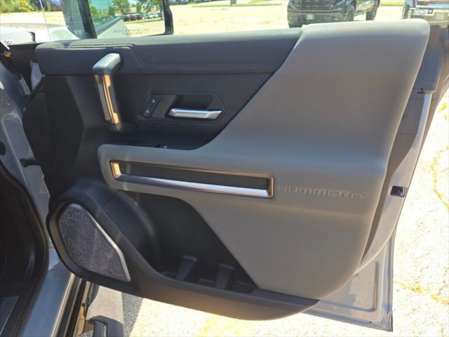 new 2025 GMC HUMMER EV Pickup car, priced at $110,107