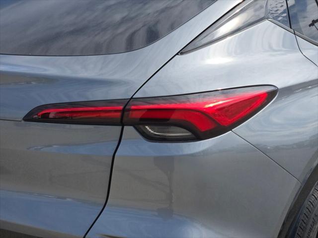 new 2025 Buick Envista car, priced at $30,740