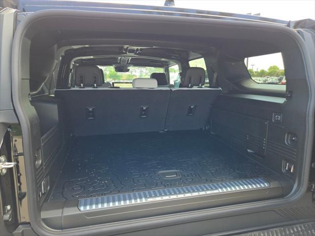 new 2025 GMC HUMMER EV SUV car, priced at $89,998