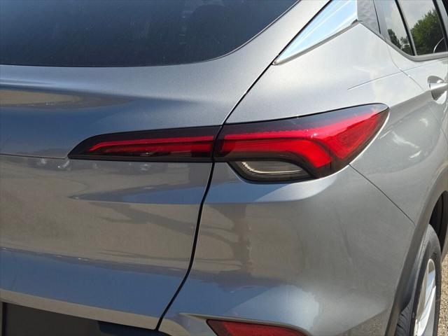 new 2025 Buick Envista car, priced at $23,497