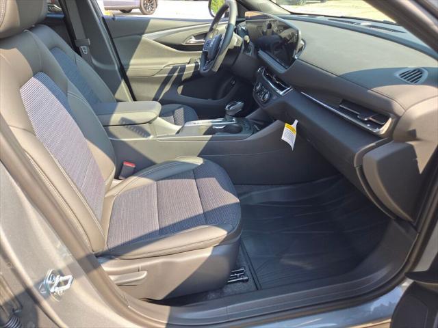 new 2025 Buick Envista car, priced at $23,497