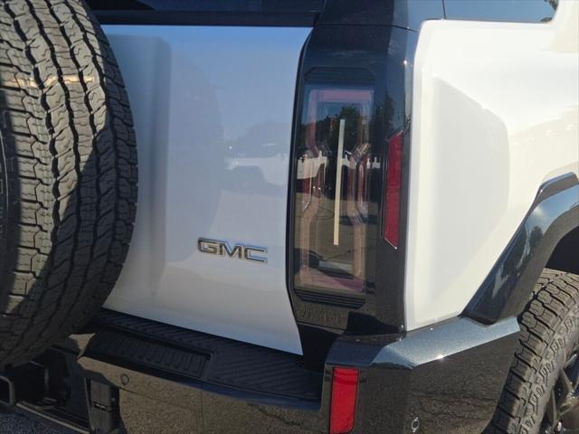 new 2025 GMC HUMMER EV SUV car, priced at $89,539