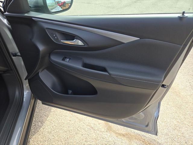 new 2025 Buick Envista car, priced at $28,050