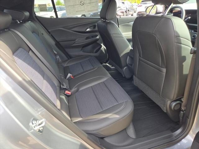 new 2025 Buick Envista car, priced at $28,050