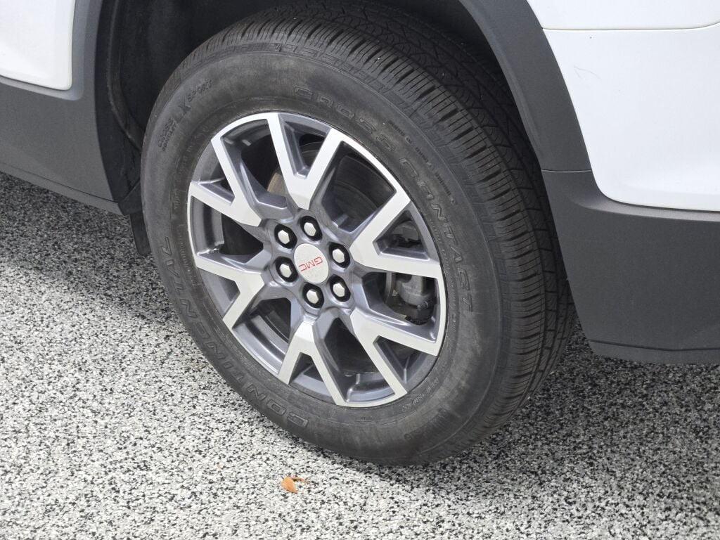 used 2023 GMC Acadia car, priced at $27,199