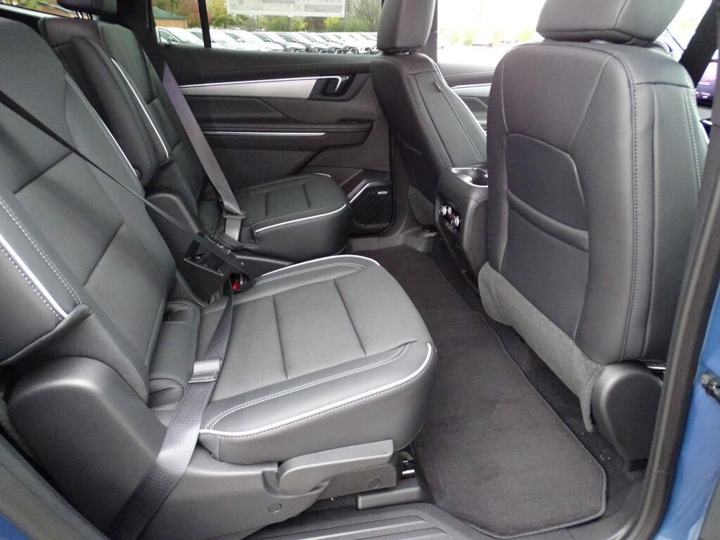 new 2025 Buick Enclave car, priced at $42,997