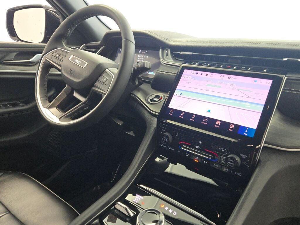 used 2024 Jeep Grand Cherokee car, priced at $29,999