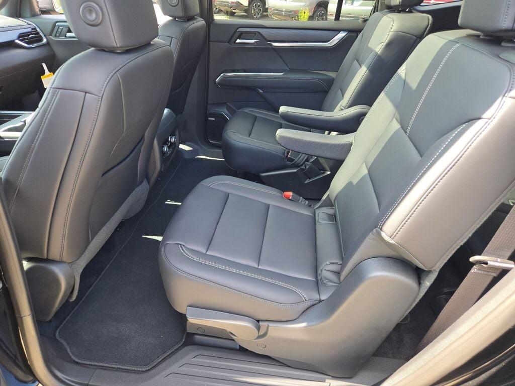 new 2025 GMC Acadia car, priced at $44,997