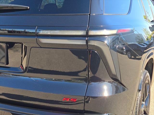 used 2024 Chevrolet Traverse car, priced at $54,046