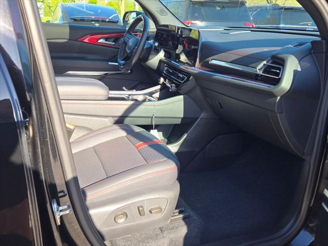 used 2024 Chevrolet Traverse car, priced at $54,046