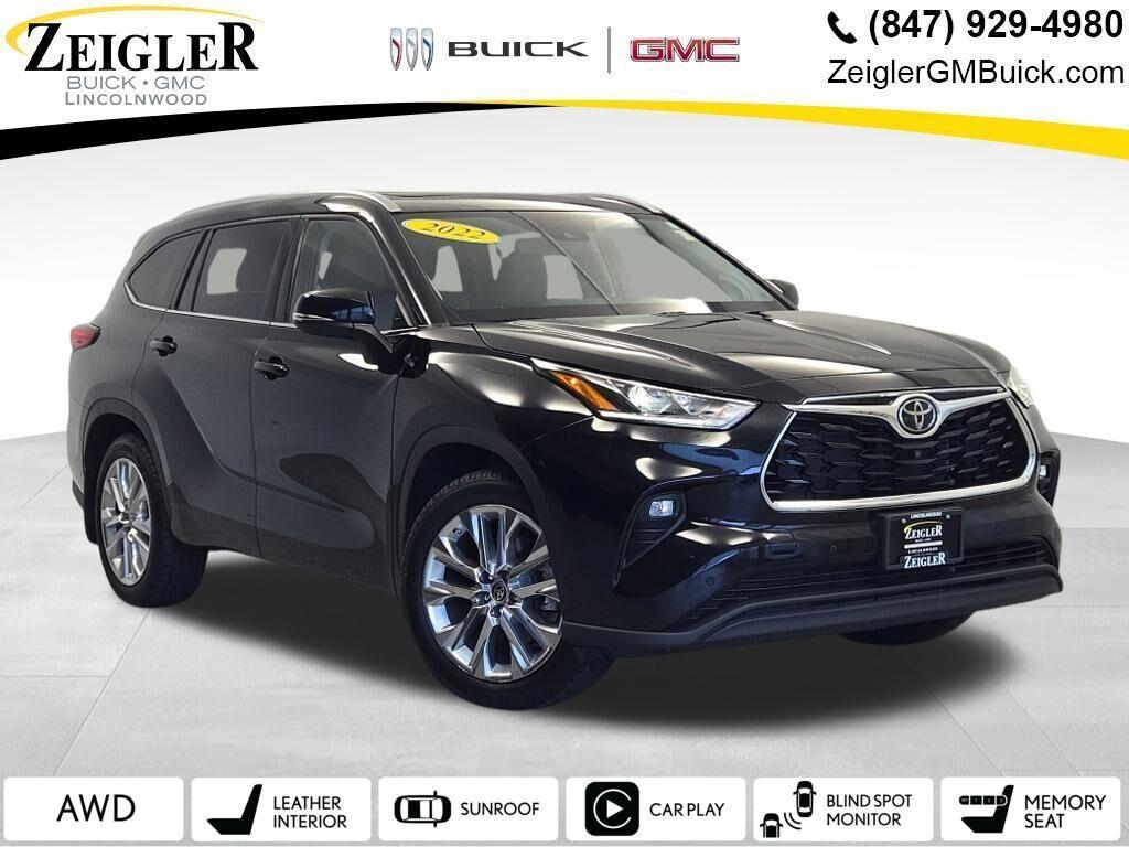 used 2022 Toyota Highlander car, priced at $39,079