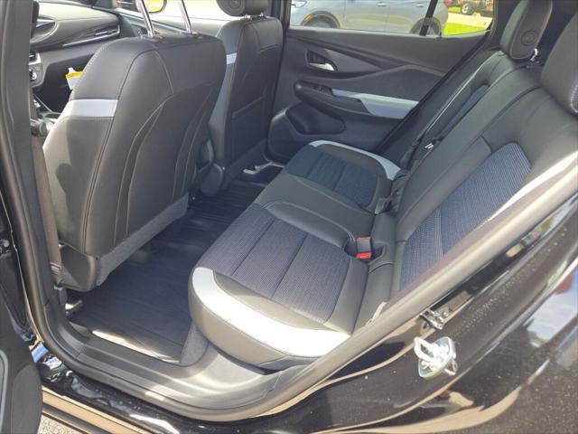 new 2025 Buick Envista car, priced at $26,957