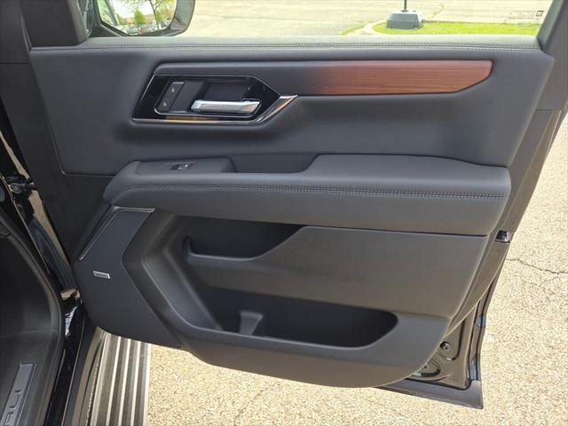 new 2025 GMC Yukon XL car, priced at $102,035