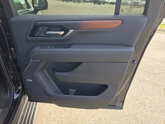 new 2025 GMC Yukon XL car, priced at $102,035