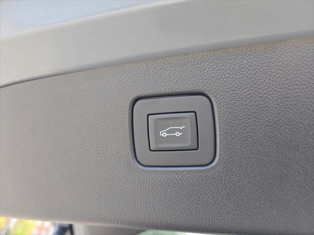 new 2025 Buick Envista car, priced at $22,997