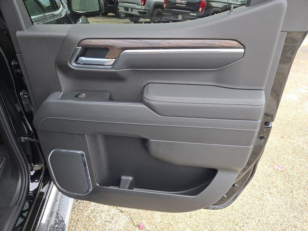 new 2026 GMC Sierra 1500 car, priced at $60,350